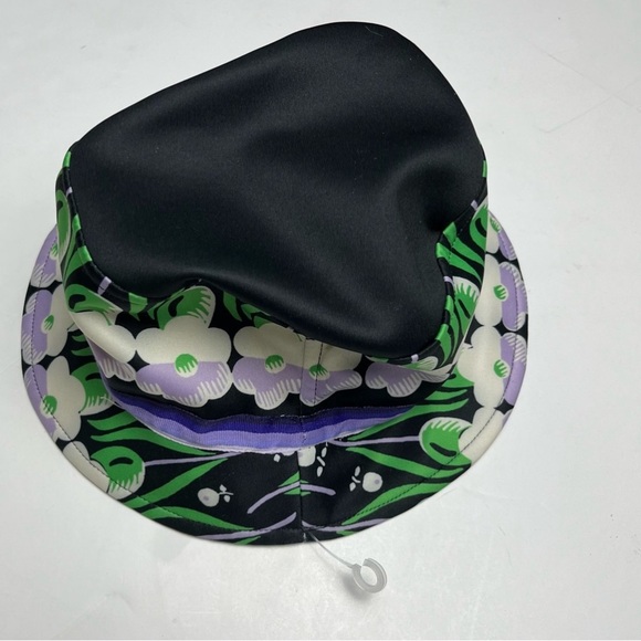 ANNA SUI Pansy Panel Bucket Hat - Picture 5 of 8